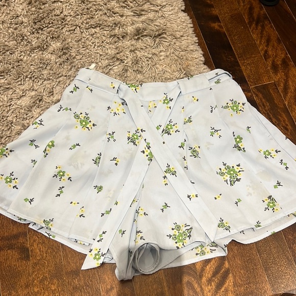 Skort - Picture 1 of 1